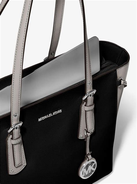 michael kors voyager black medium|Michael Kors voyager medium crossgrain.